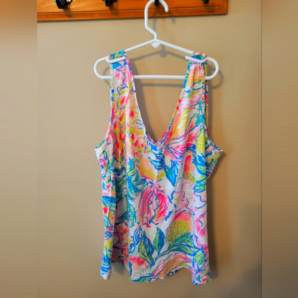 Lilly Pulitzer Luxletic Tank Top - Large